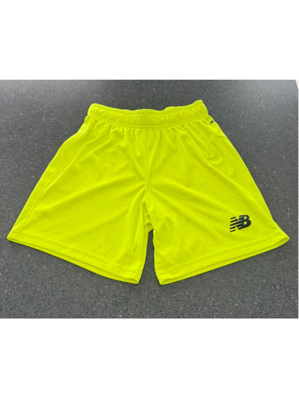 New Balance kids Brighton Shorts size M